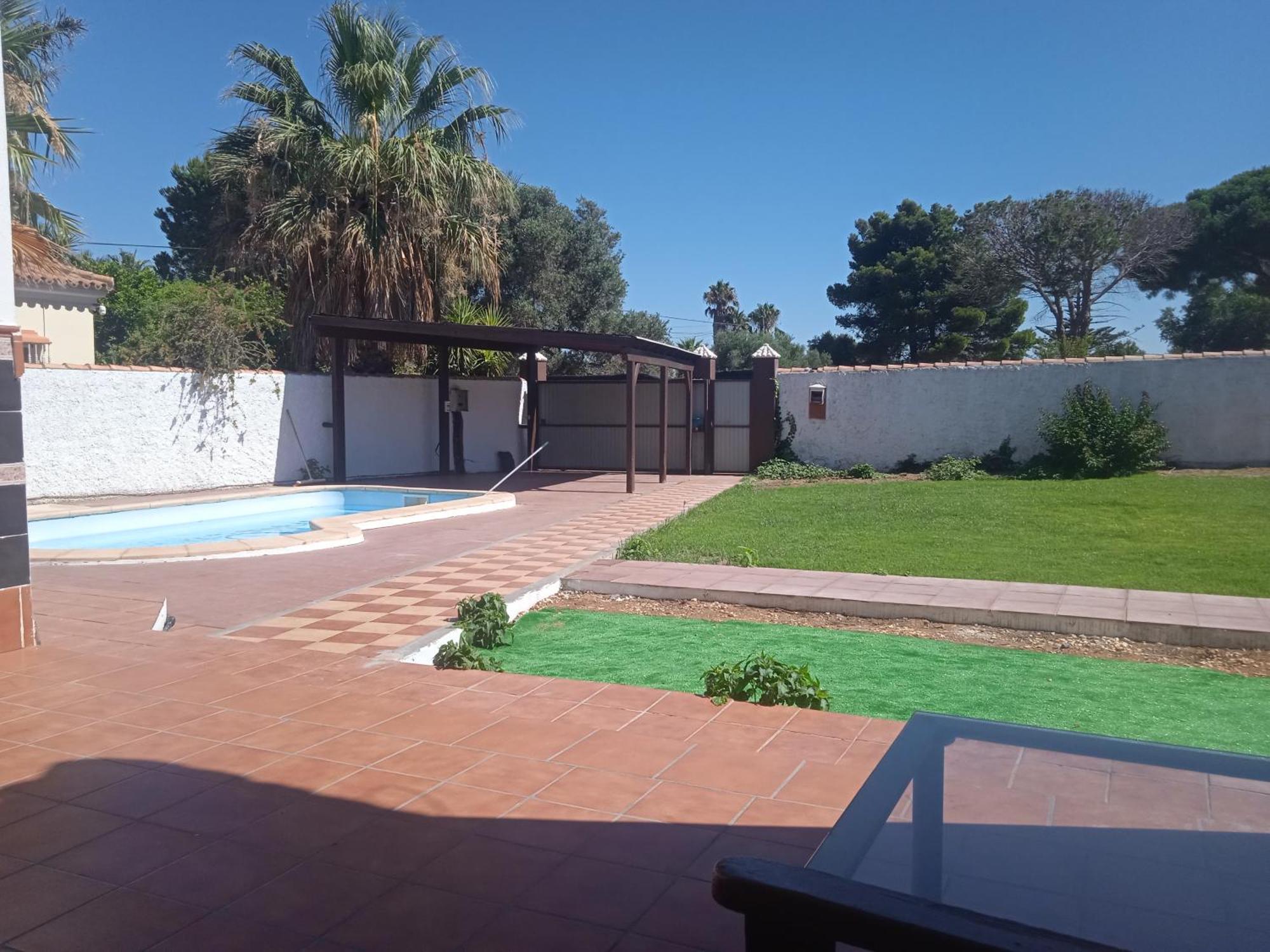 Agradable Chalet Con Piscina Para Escapadas. Chiclana de la Frontera Exterior foto